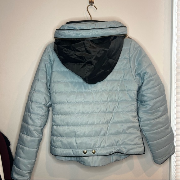 Prettylittlething MARA BABY BLUE PUFFER JACKET - Picture 8 of 8